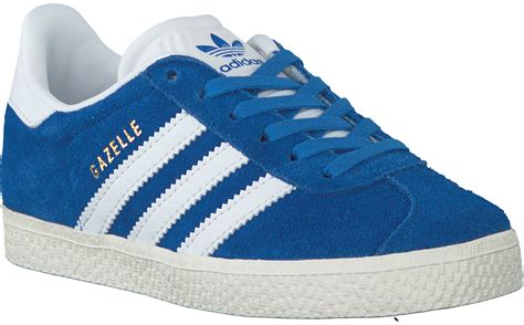 blauwe schoenen adidas.